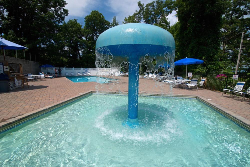 Three Bears Den, Hot Tub, Pool Table, Pool Access, 1089 Free Tickets Each Paid Day, Dollywood Inclu Villa Gatlinburg Ruang foto