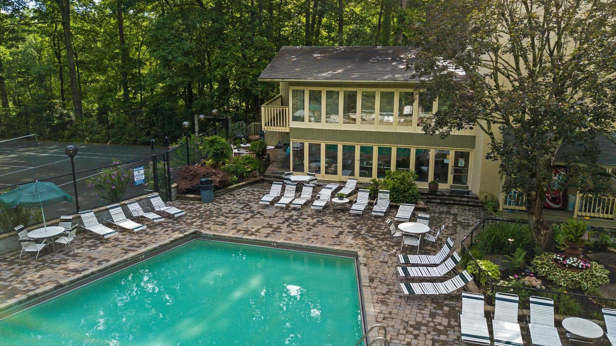 Three Bears Den, Hot Tub, Pool Table, Pool Access, 1089 Free Tickets Each Paid Day, Dollywood Inclu Villa Gatlinburg Ruang foto